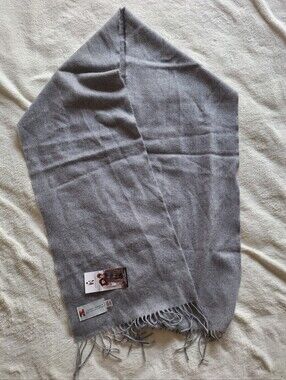 NWT John Hanly Ireland 100% Merino Wool Scarf Solid Grey 12x71 Unisex Fringe 117